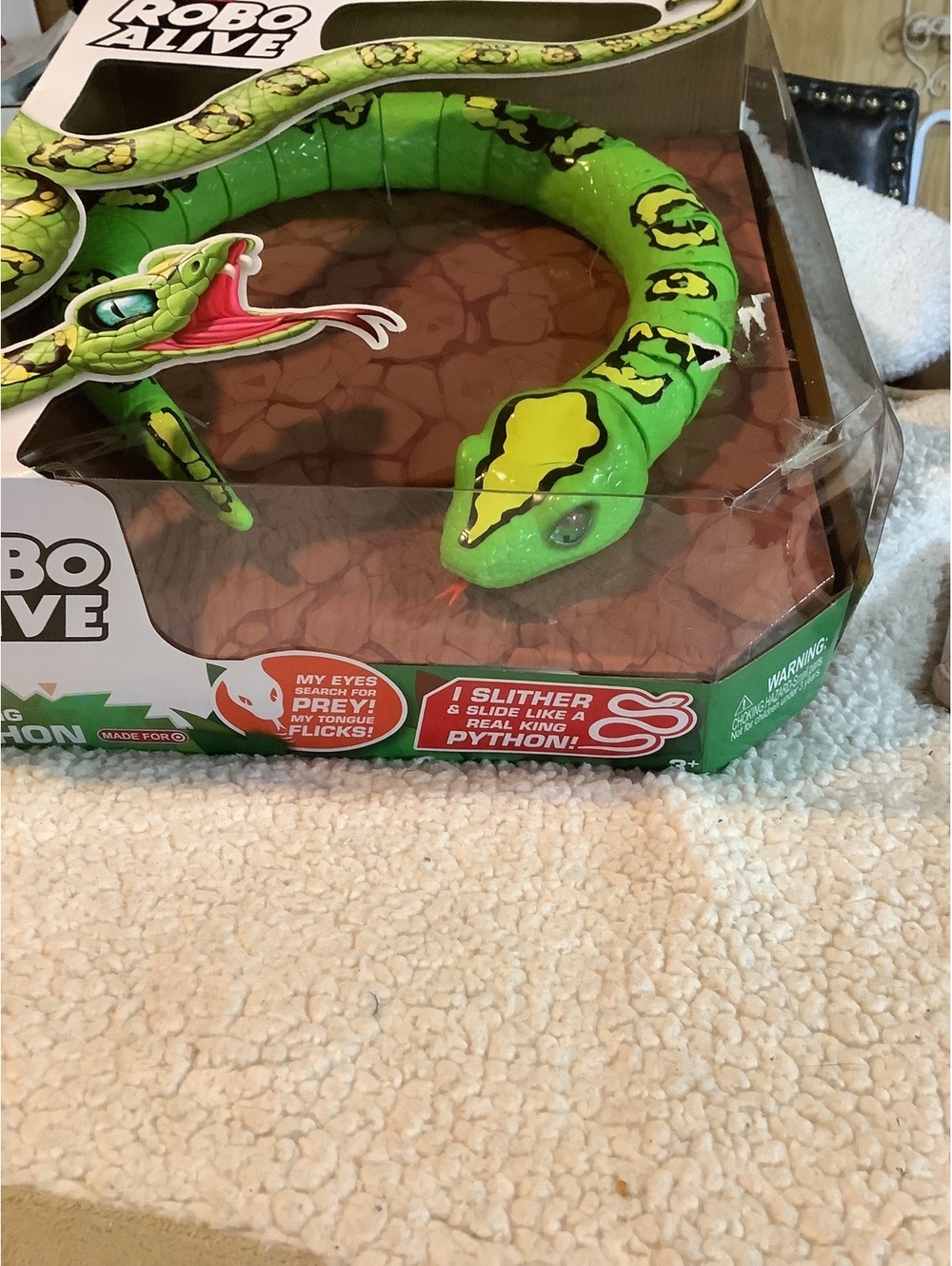 Zuru Robo Alive Slithering Python Toy - Picture 3 of 6